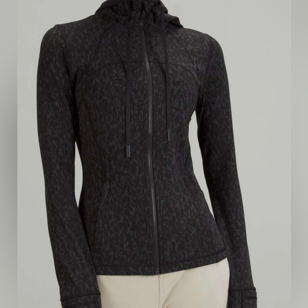 (ISO) NOT FOR SALE!! leopard print Lululemon define jacket black